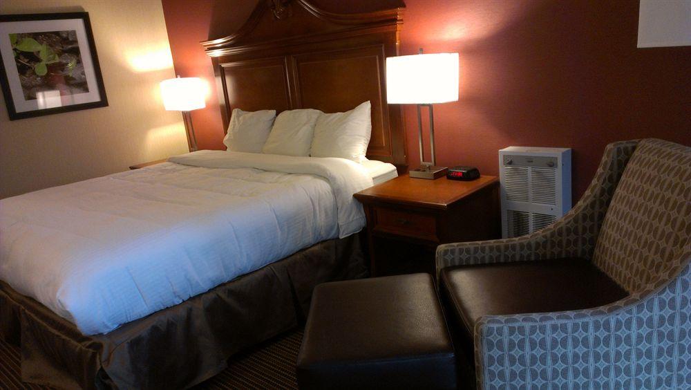 Ramada By Wyndham Salt Lake City North Temple מראה חיצוני תמונה
