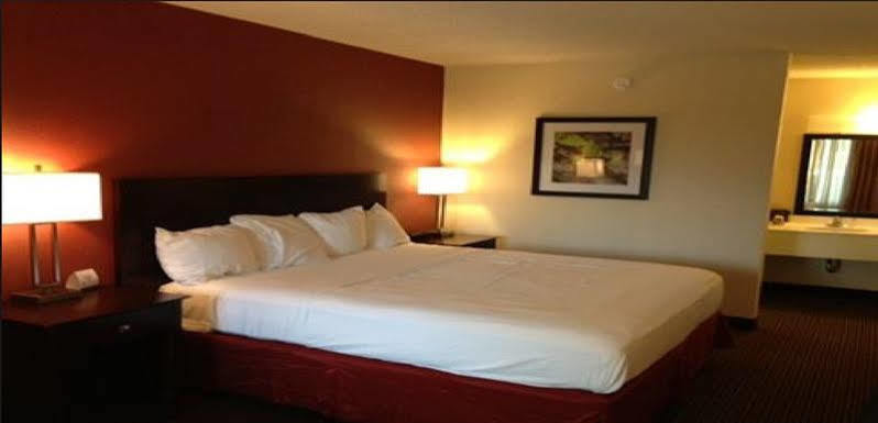 Ramada By Wyndham Salt Lake City North Temple מראה חיצוני תמונה